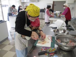 親子でさばく（いわしの手開き）