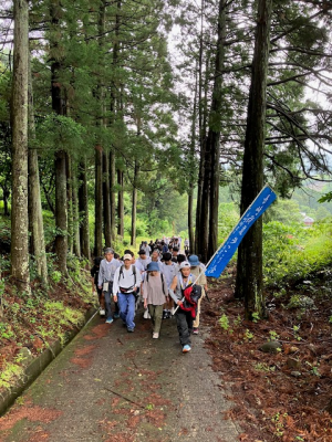 長崎街道歩こう会　先導