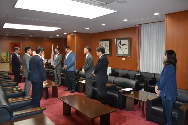 開会