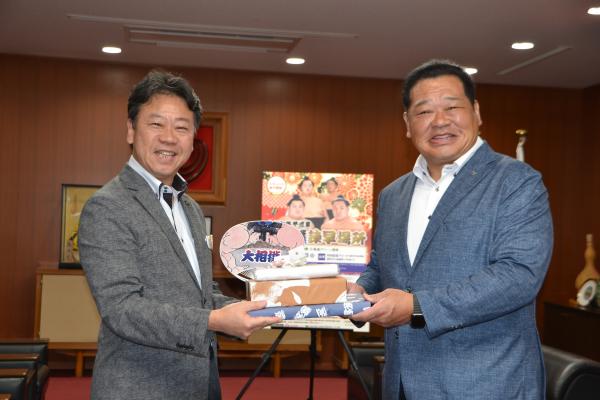 記念品贈呈