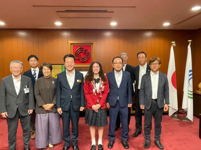 表敬【諫早北ロータリークラブ交換留学生】　写真