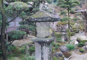 天祐寺の六地蔵石幢の写真