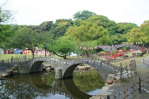 ミニ眼鏡橋とつつじ祭りの画像