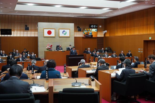 3月定例市議会【開会】p