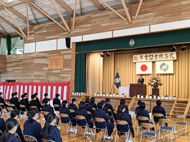 森山中学校卒業式p