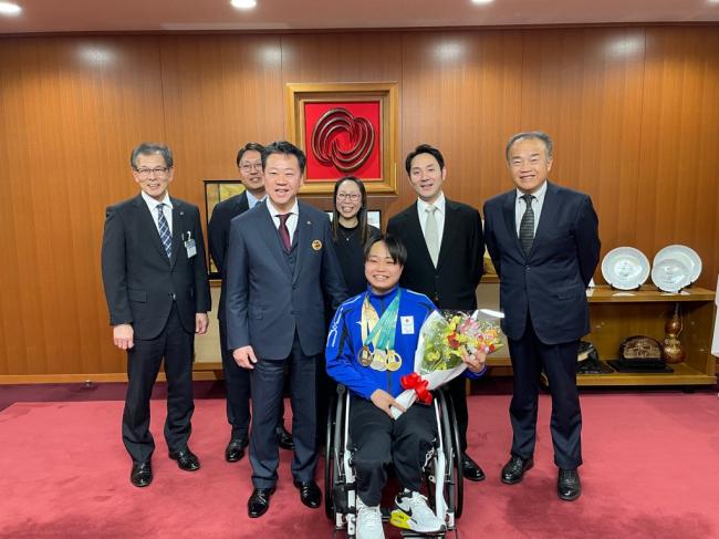 表敬【長崎日大高校 森田悠月選手】p