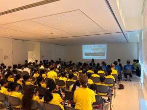 交流証言者による講話