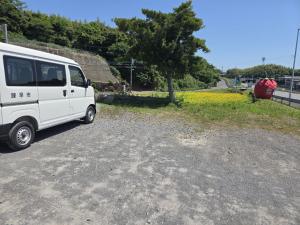 井崎バス停駐車場2