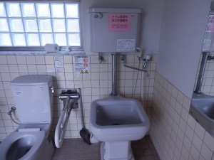 津水グラウンドトイレの画像2