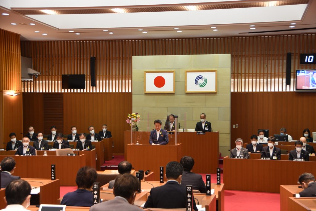 6月定例市議会開会