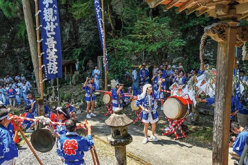 写真：御手水観音大祭の風景