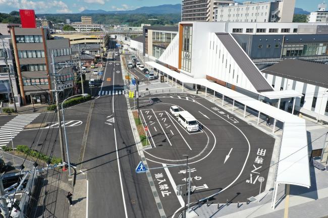 諫早駅西口交通広場の写真