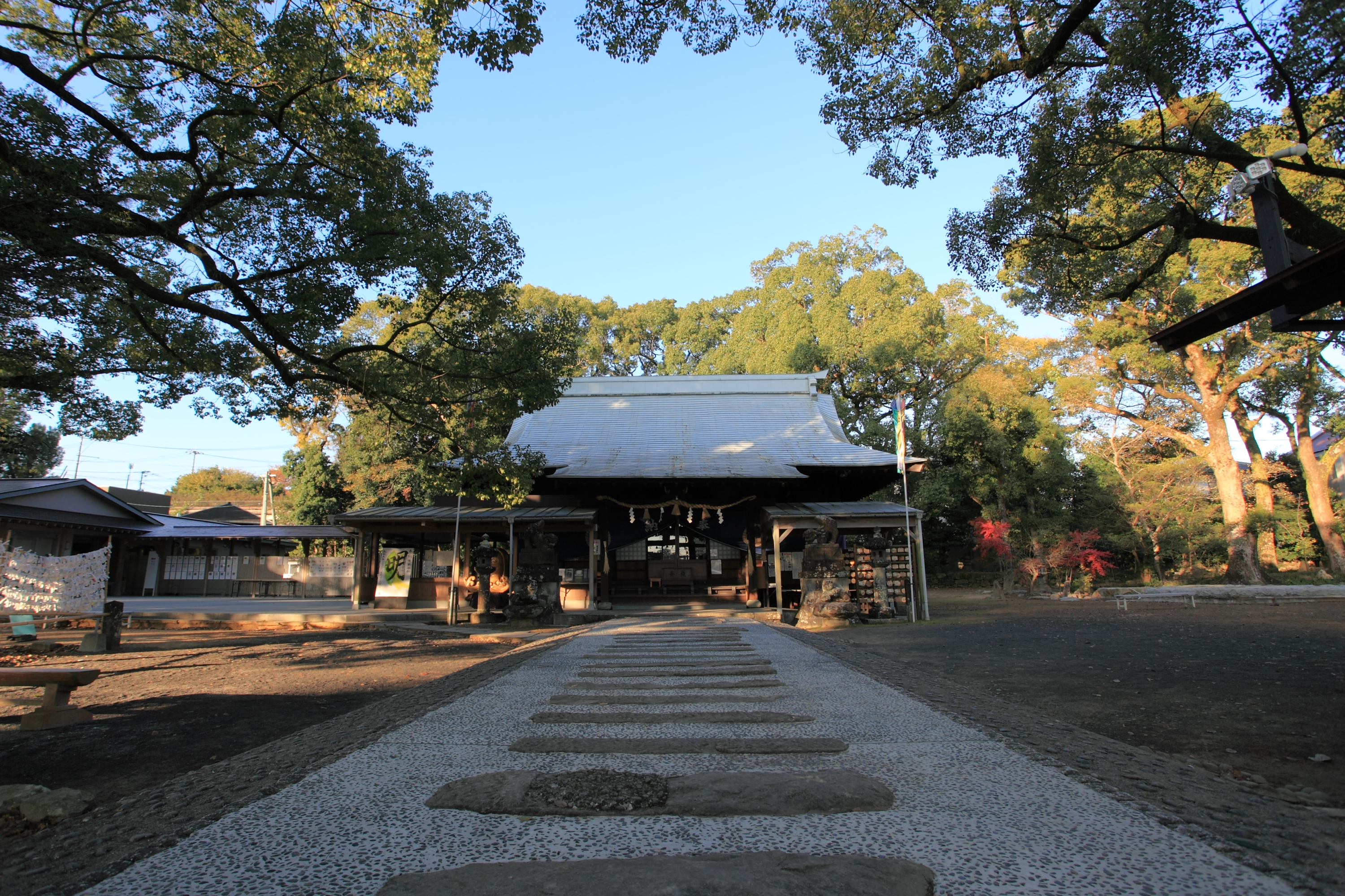 諫早神社参道