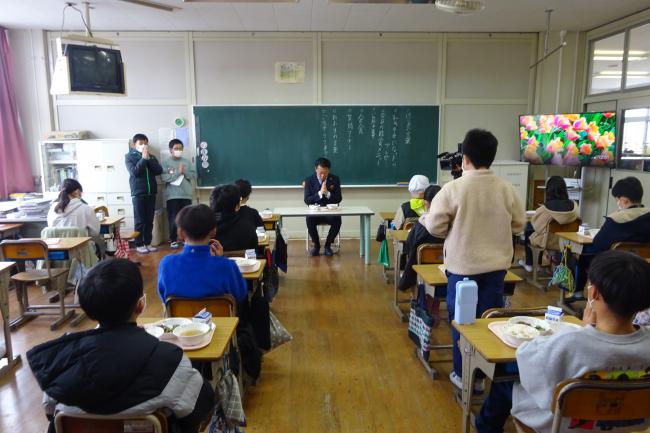 学校給食交流会の写真