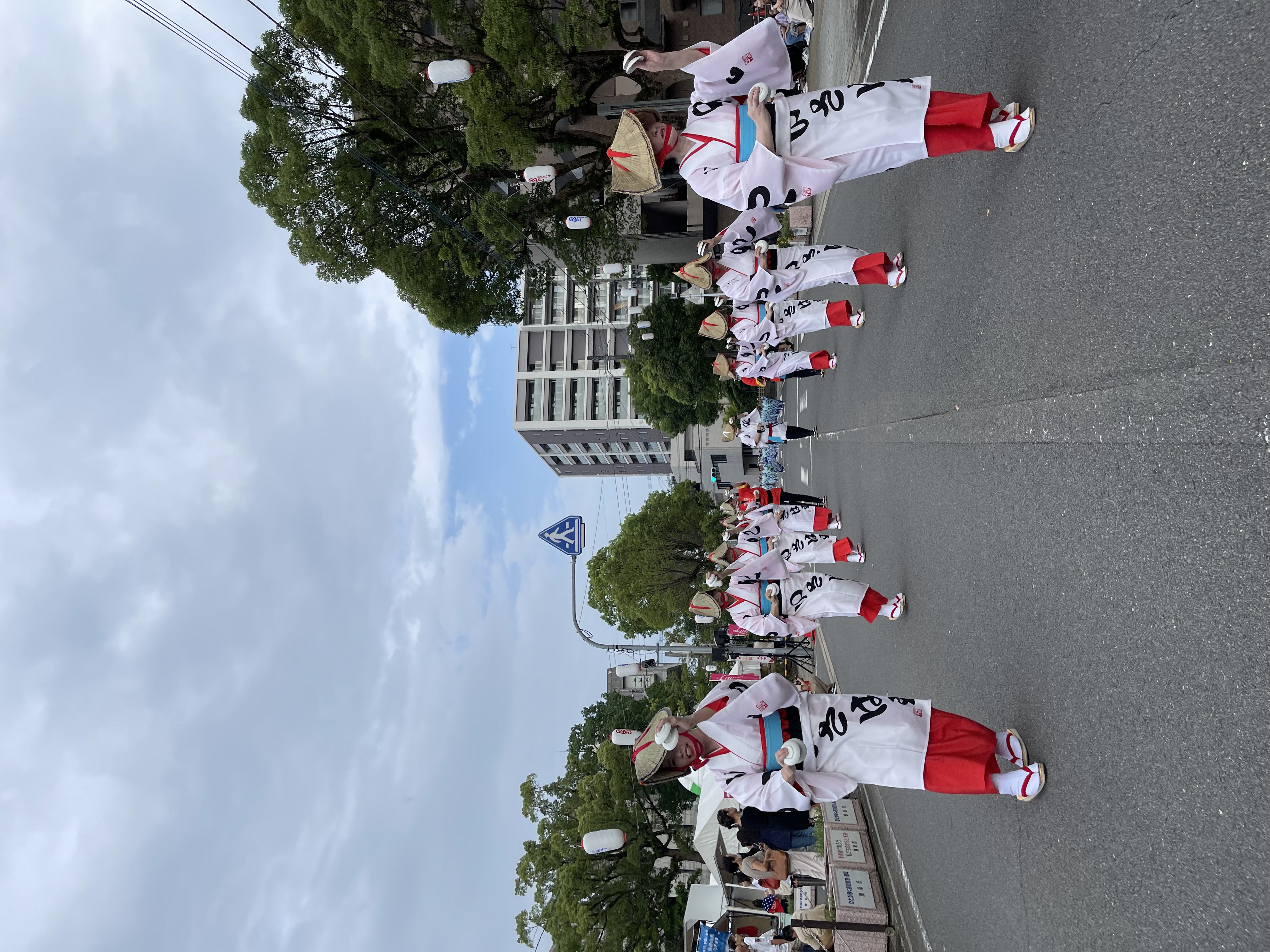 のんのこ皿踊り街踊りみち行き