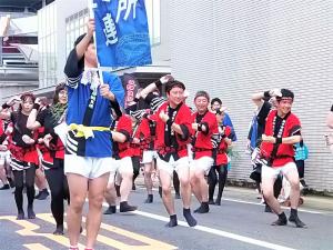 職員連